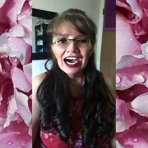 Meet your Posher, Cecelia
